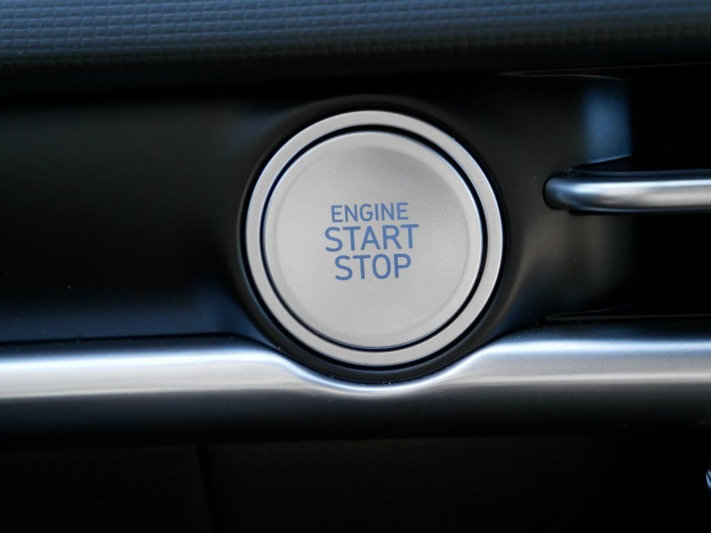 Certified Used 2025 Black Hyundai SEL image 18