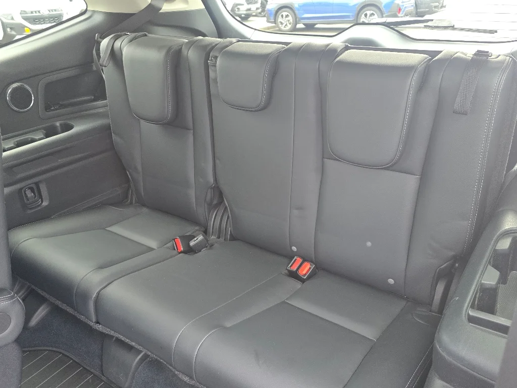 Used 2021 Abyss Blue Pearl Subaru Limited image 32