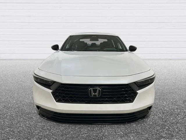 New 2026 Platinum White Pearl Honda Sport-L image 9