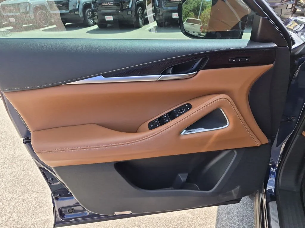 Used 2022 Blue INFINITI Sensory image 19