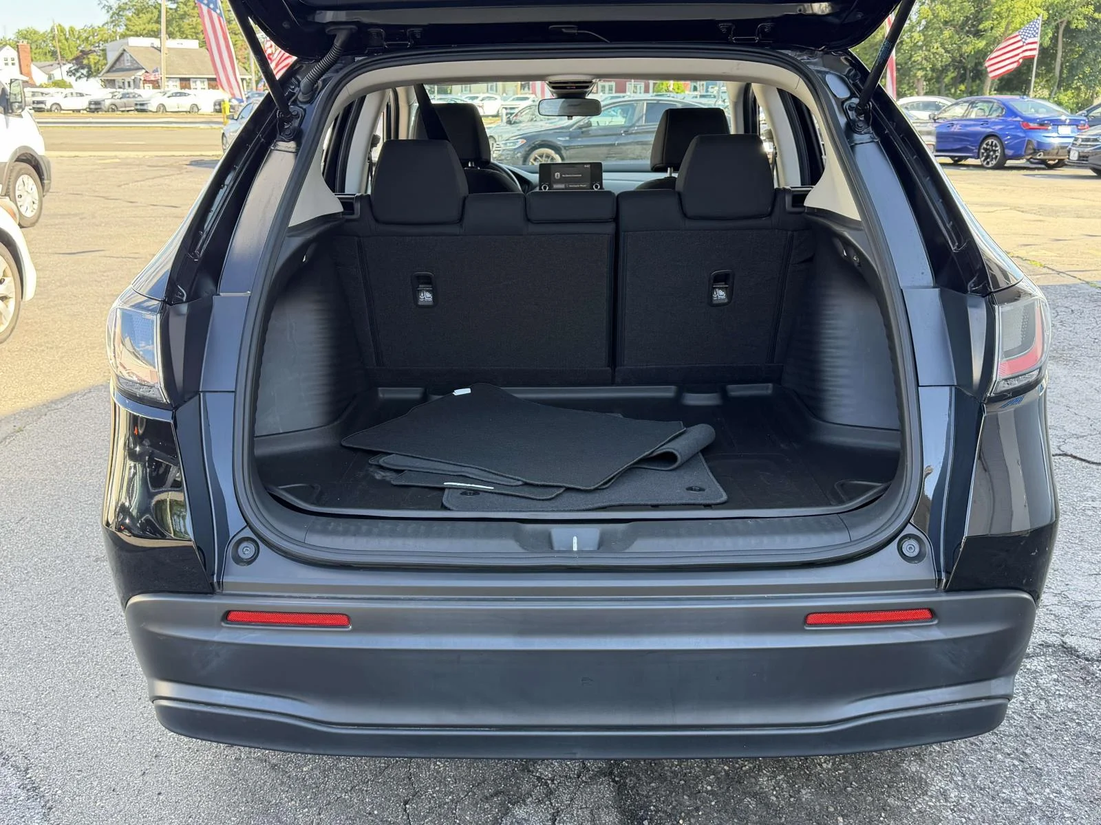 2023 Honda HR-V LX - Photo 7