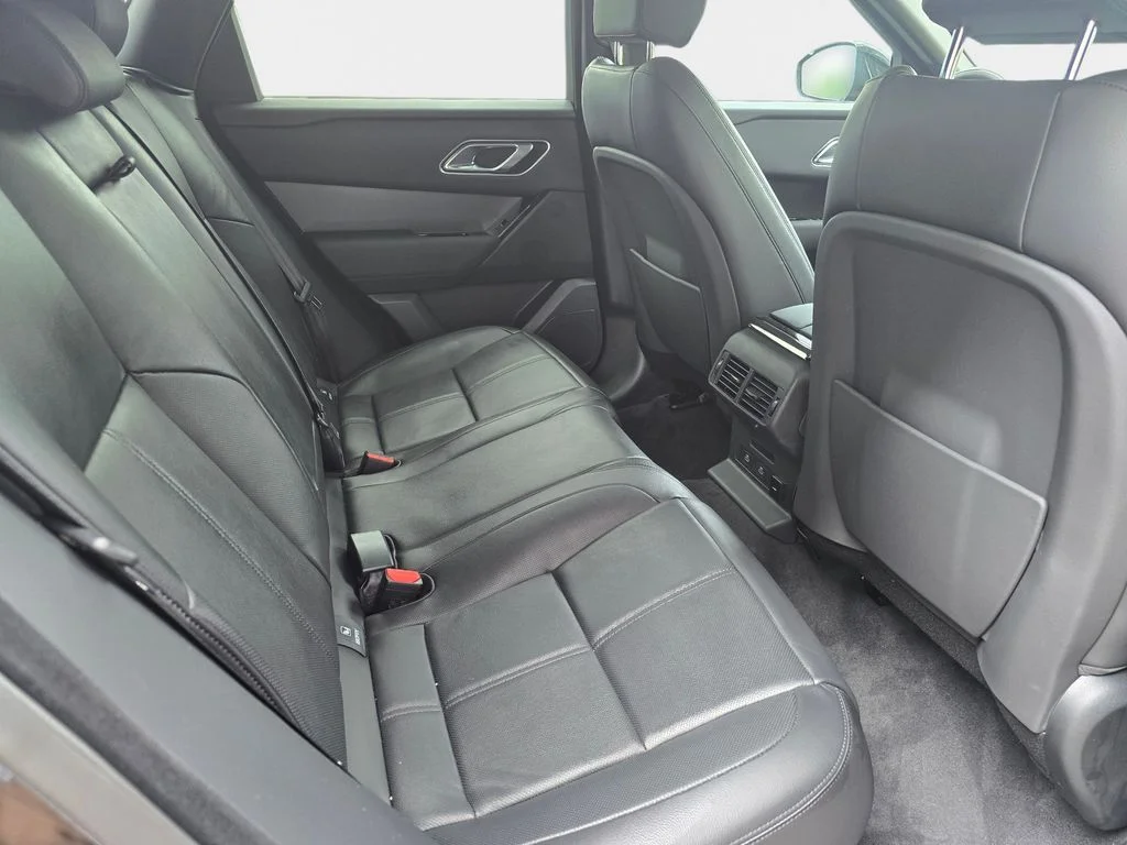 New 2026 Santorini Black LAND ROVER S image 11