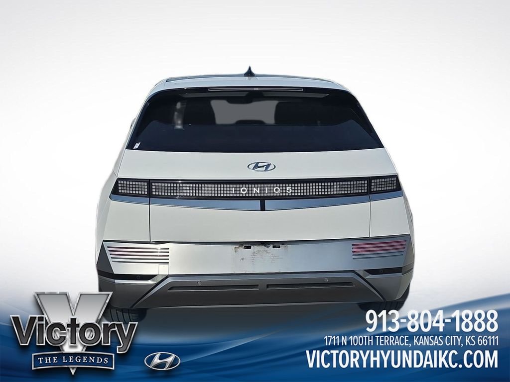 Used 2023 White Hyundai Limited image 4