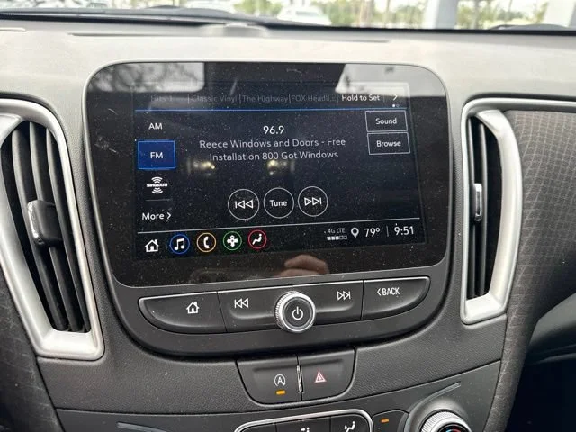 2025 Chevrolet Malibu 1LT - Photo 6