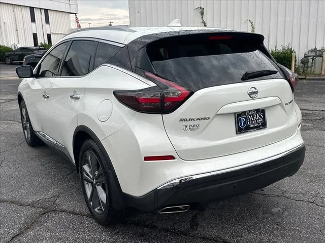 Used 2020 White Nissan Platinum image 8