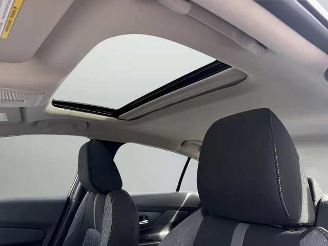 2026 Nissan Sentra SV - Photo 18