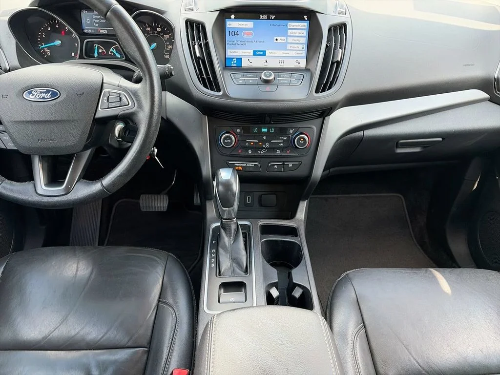 Used 2018 Silver Ford SEL image 10