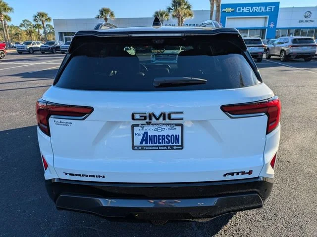 New 2026 Summit White GMC AT4 image 5