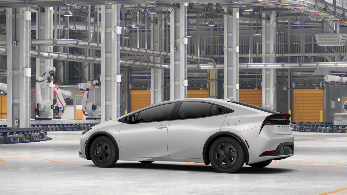 New 2027 Cutting Edge Toyota LE image 5