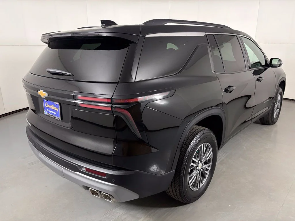 Used 2026 Black Chevrolet LT image 8