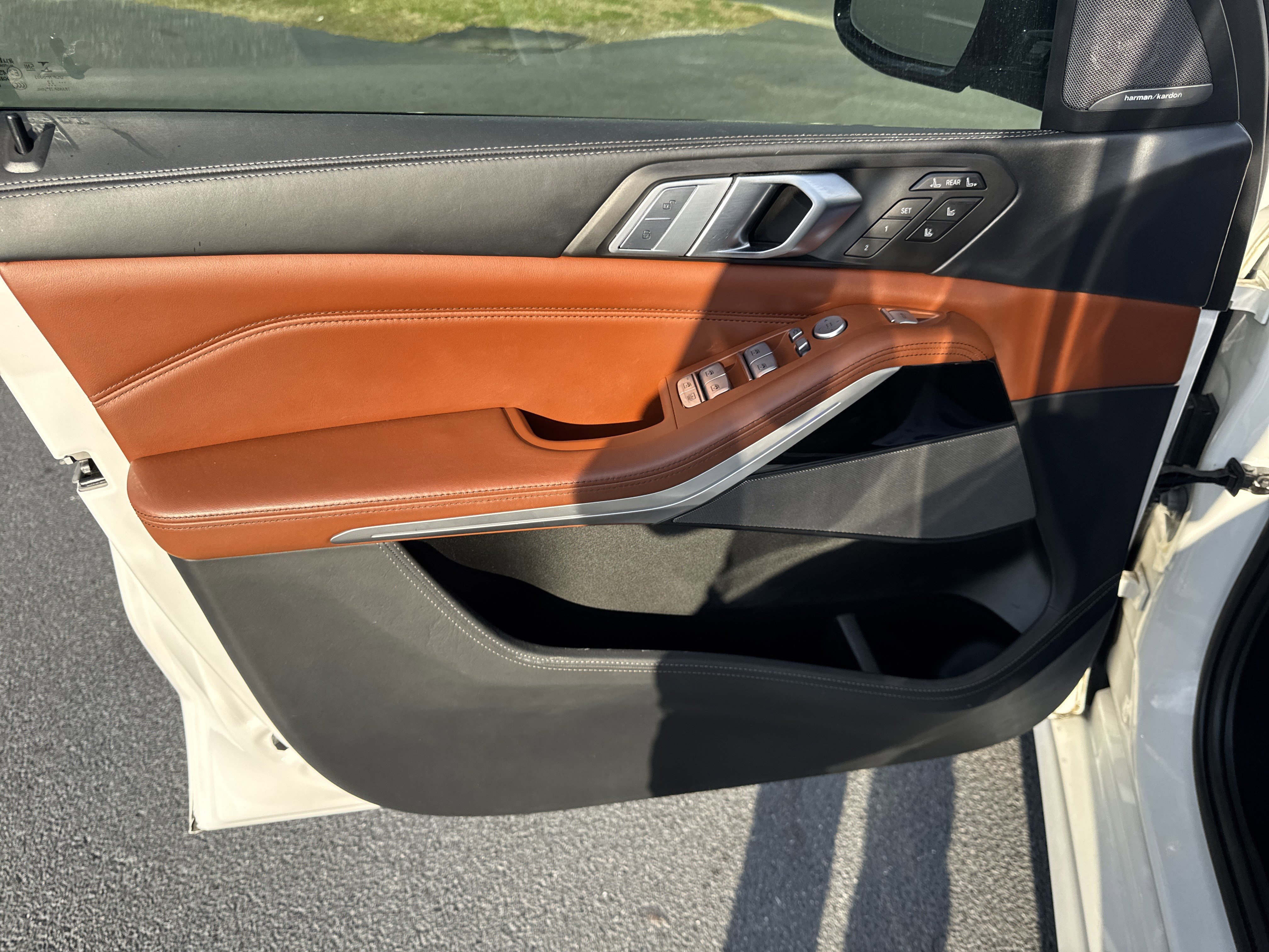 2022 BMW X7 ALPINA XB7 - Photo 23