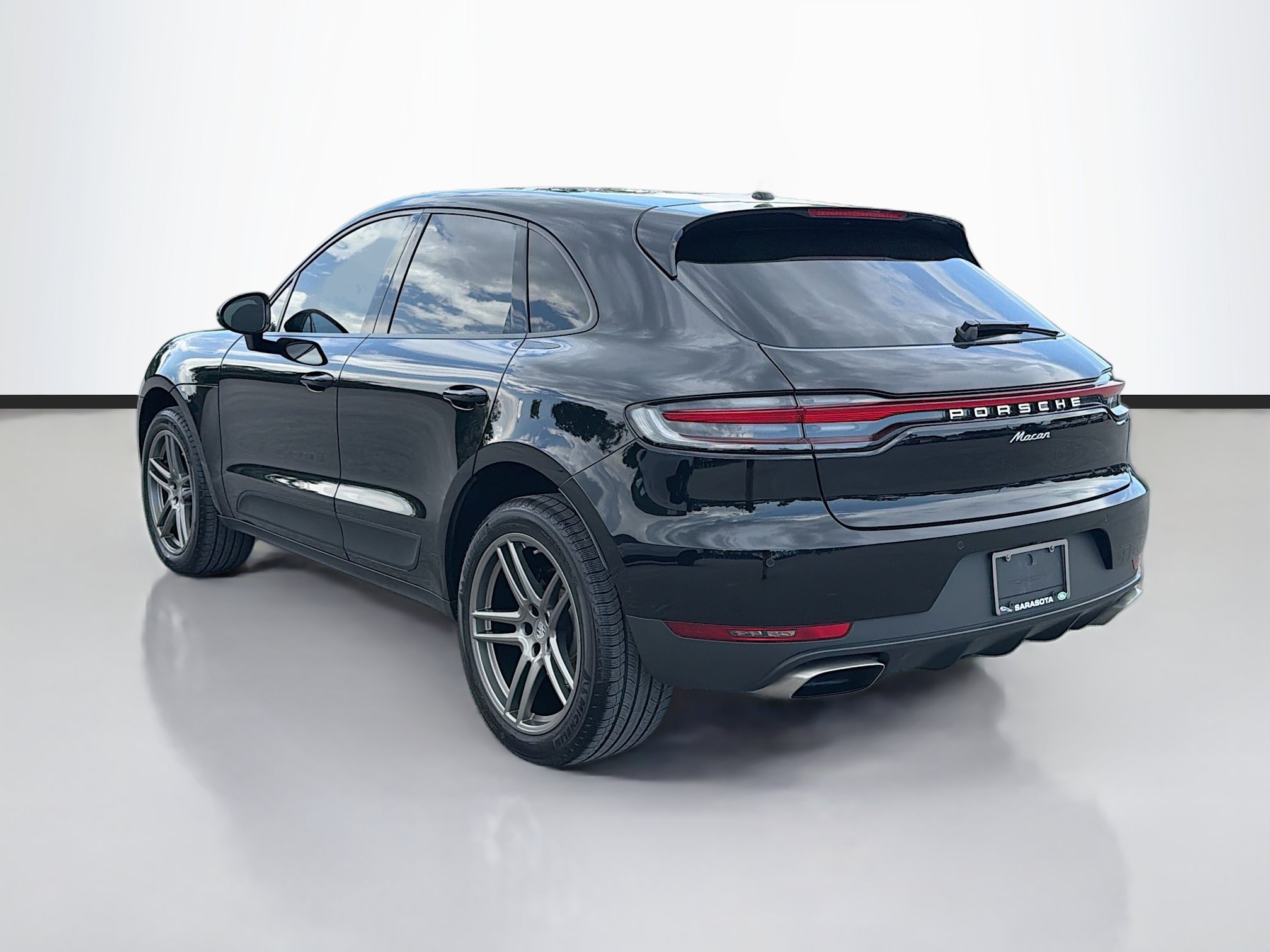 Used 2019 Jet Black Metallic Porsche Base image 3