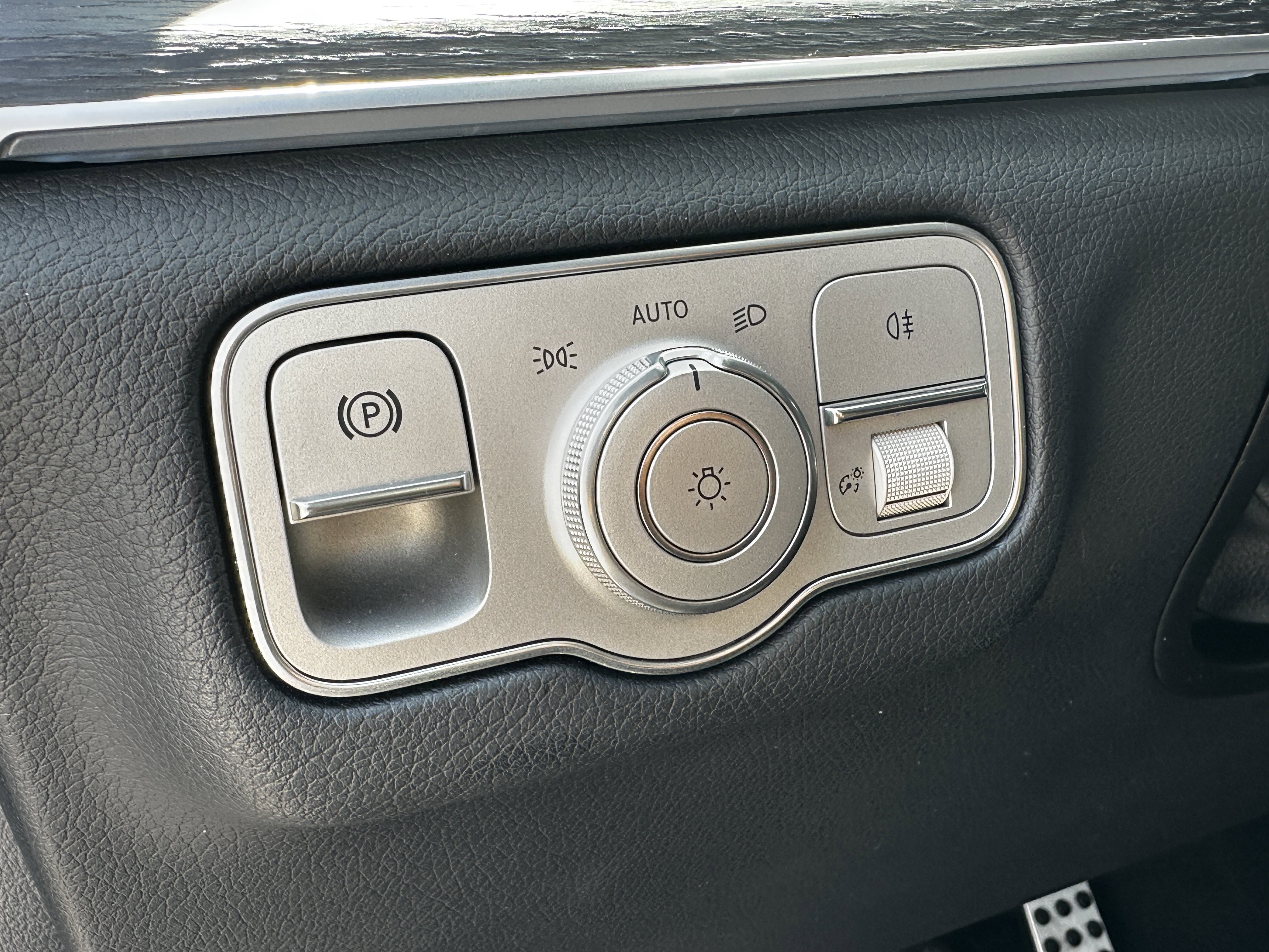 Certified Used 2025 Silver Mercedes-Benz GLS 450 image 36