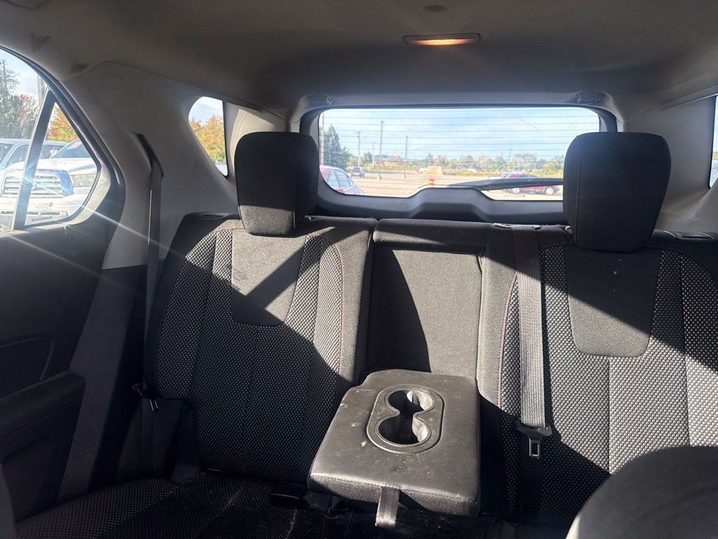 Used 2015 Silver Ice Metallic Chevrolet LT image 35
