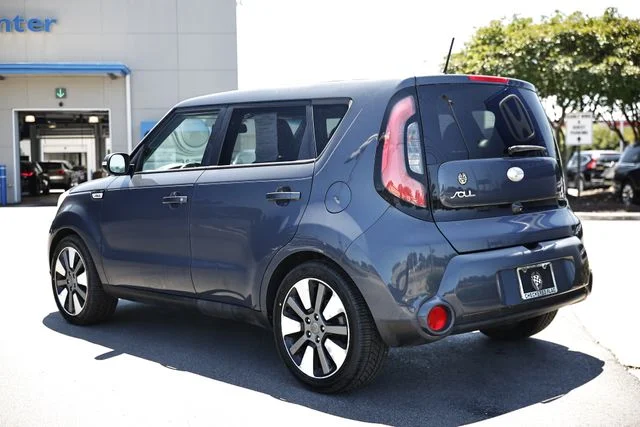 Used 2014 Fathom Blue Kia Exclaim image 5