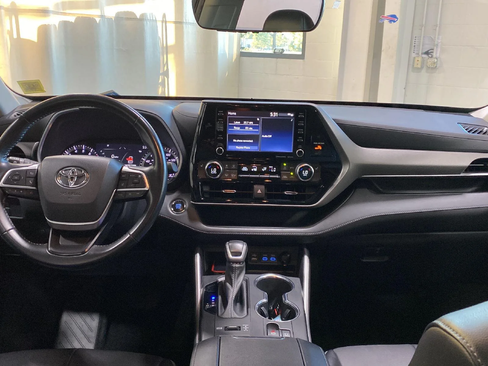 Used 2022 Celestial Silver Metallic Toyota XLE image 20
