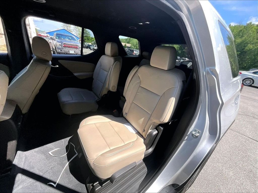 Used 2022 Silver Ice Metallic Chevrolet LT Leather image 15