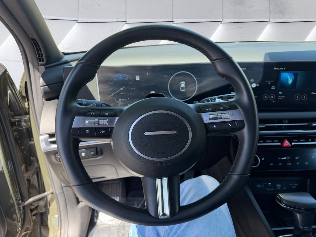 Used 2025 Green Hyundai XRT image 9