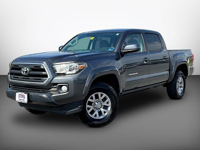 Used 2016 Gray Toyota SR5 image 3