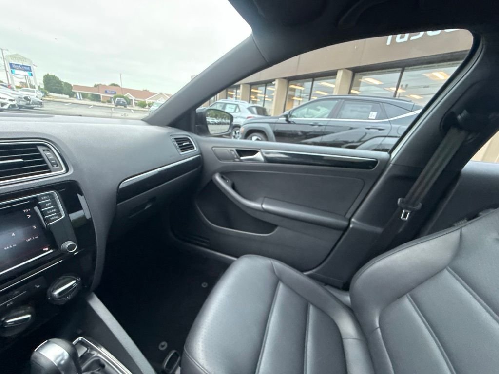 2018 Volkswagen Jetta SE Sport - Photo 25