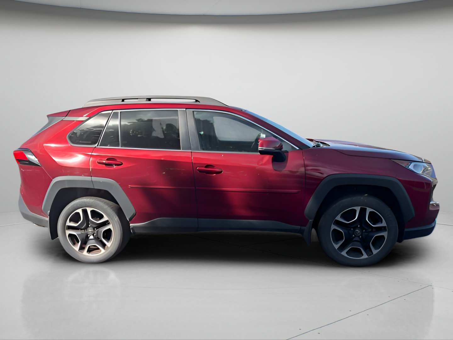 Used 2019 Ruby Flare Pearl Toyota Adventure image 5