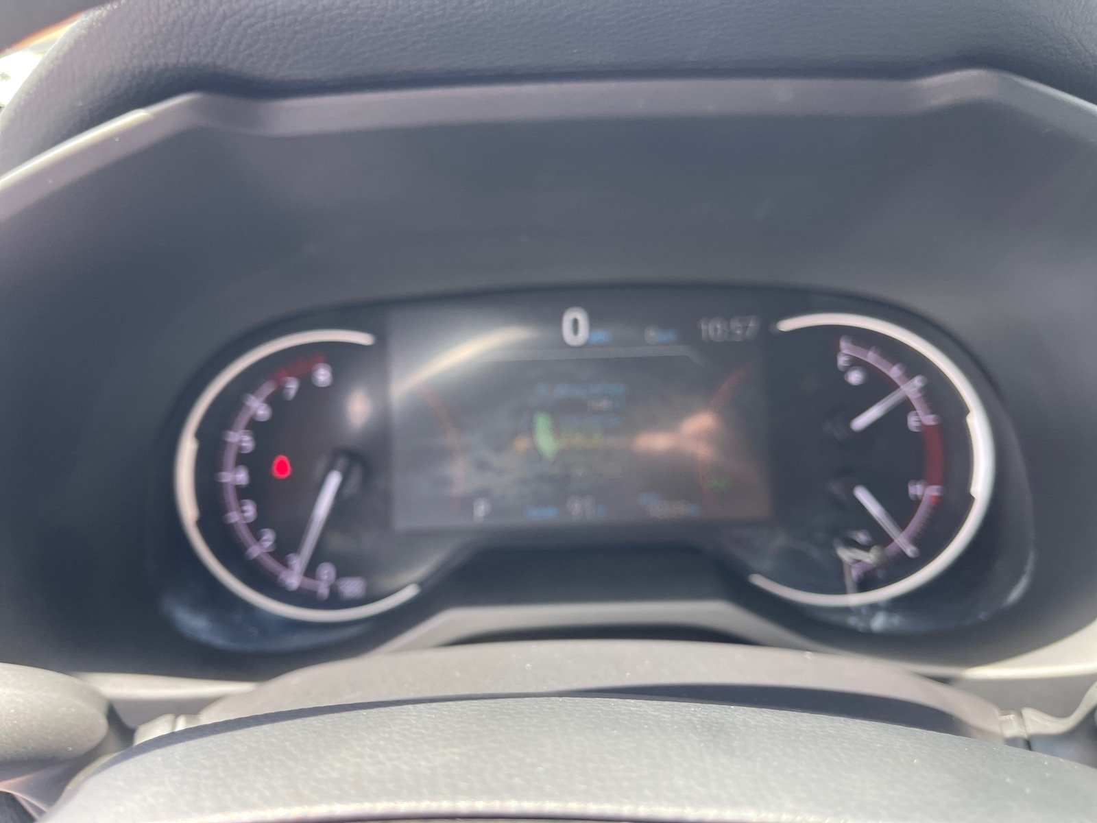 Used 2024 Silver Sky Metallic Toyota XLE image 4