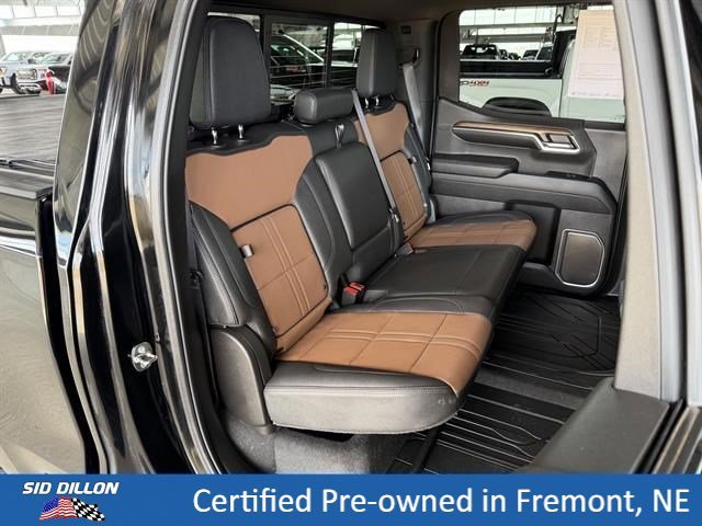 Used 2024 Black Chevrolet High Country image 10