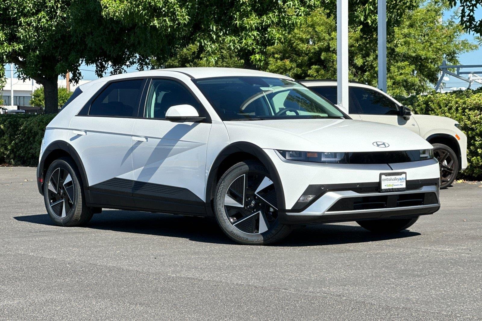 New 2026 Atlas White Hyundai SE image 1