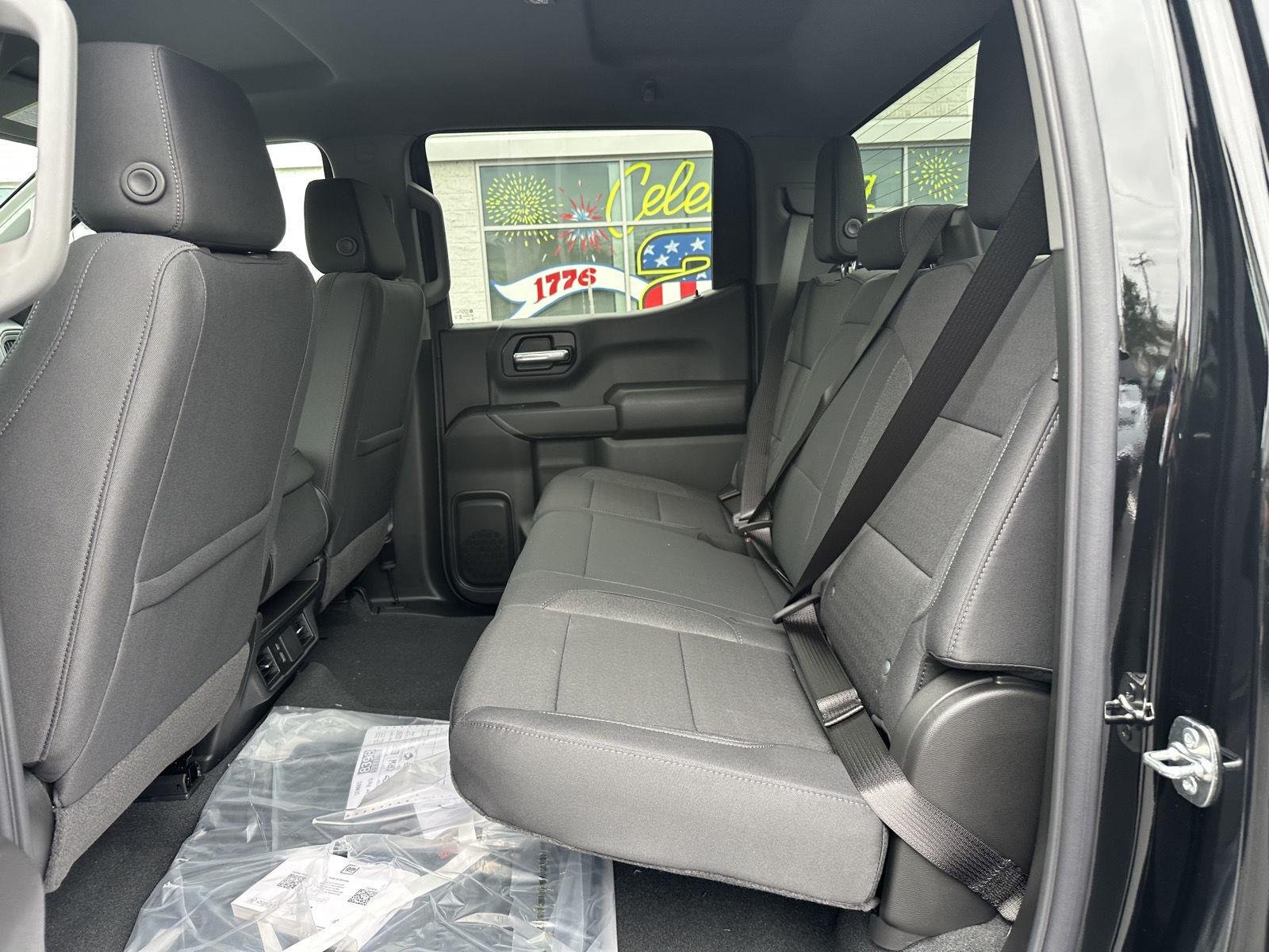 2026 Chevrolet Silverado 1500 Custom - Photo 11