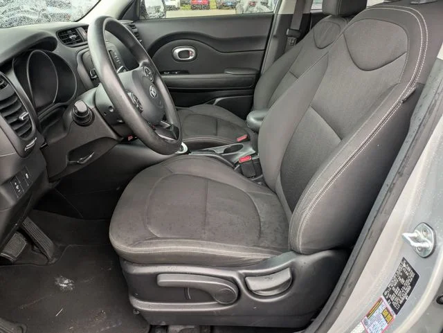 Used 2017 Silver Kia Base image 13