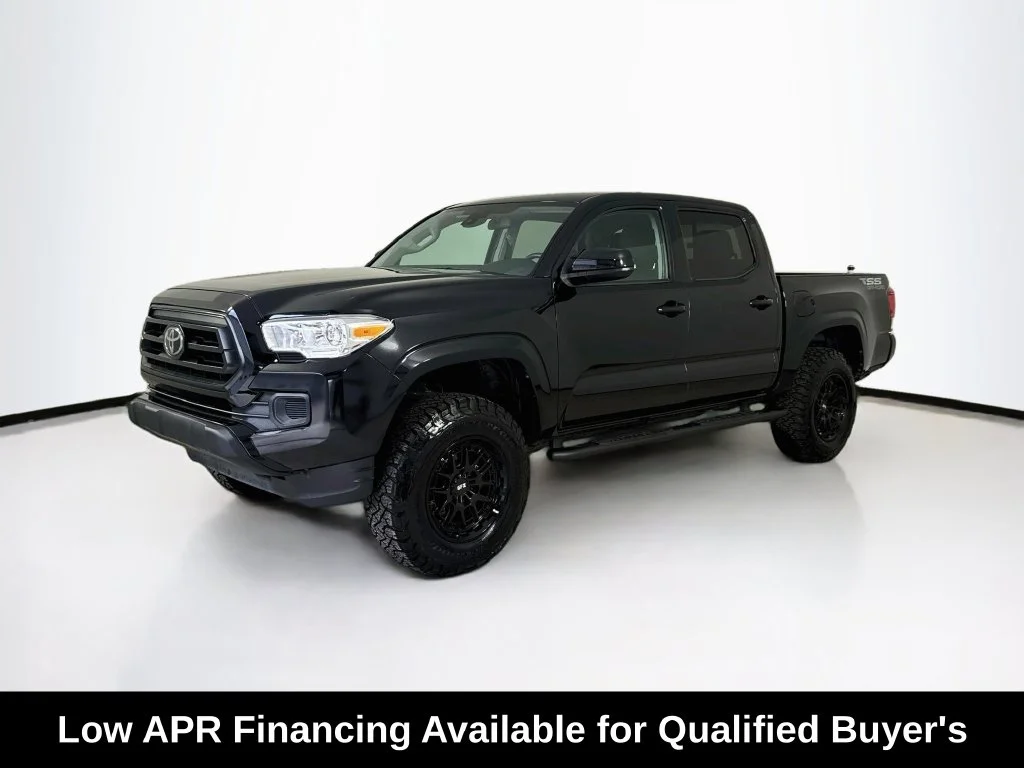 Used 2022 Midnight Black Metallic Toyota SR image 3