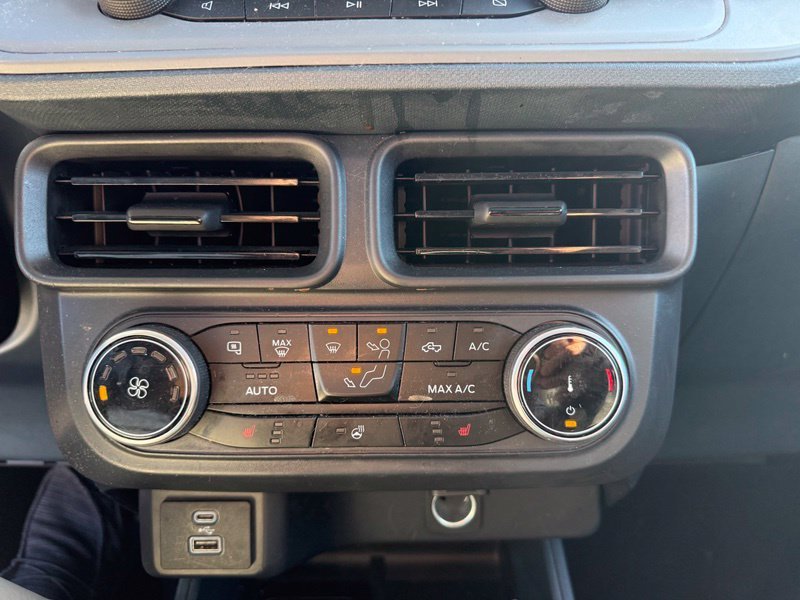 Used 2023 Red Ford XLT image 11