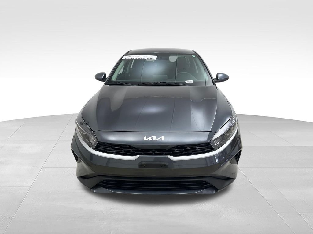 Used 2024 Gray Kia LXS image 8