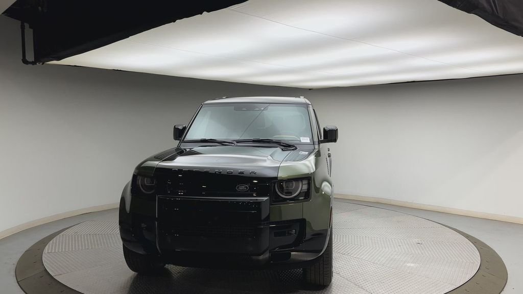New 2026 Woolstone Green Metallic Land Rover X image 7