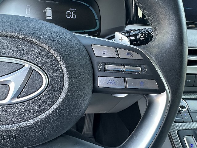 Used 2024 Black Hyundai SEL image 26