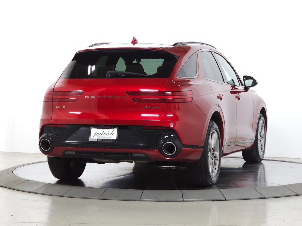 Used 2022 Red Genesis 3.5T Sport image 11