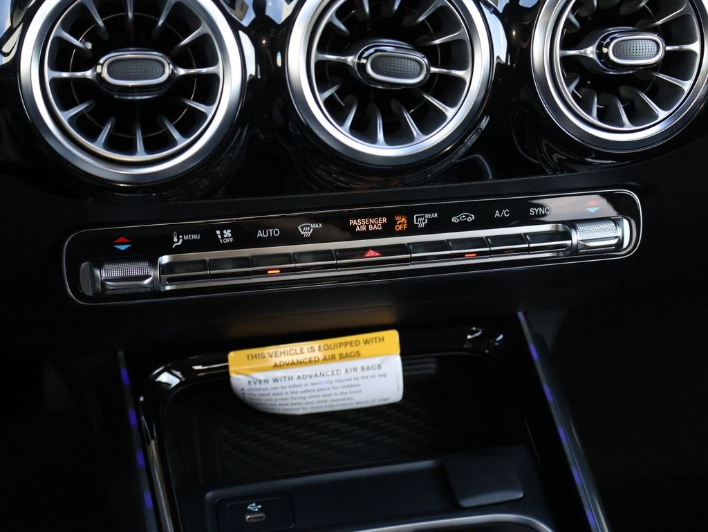 New 2026 Cirrus Silver Metallic Mercedes-Benz GLA 250 image 24