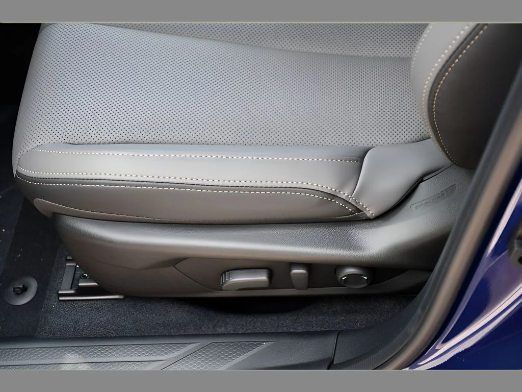 New 2026 Sapphire Blue Pearl Subaru Limited image 31
