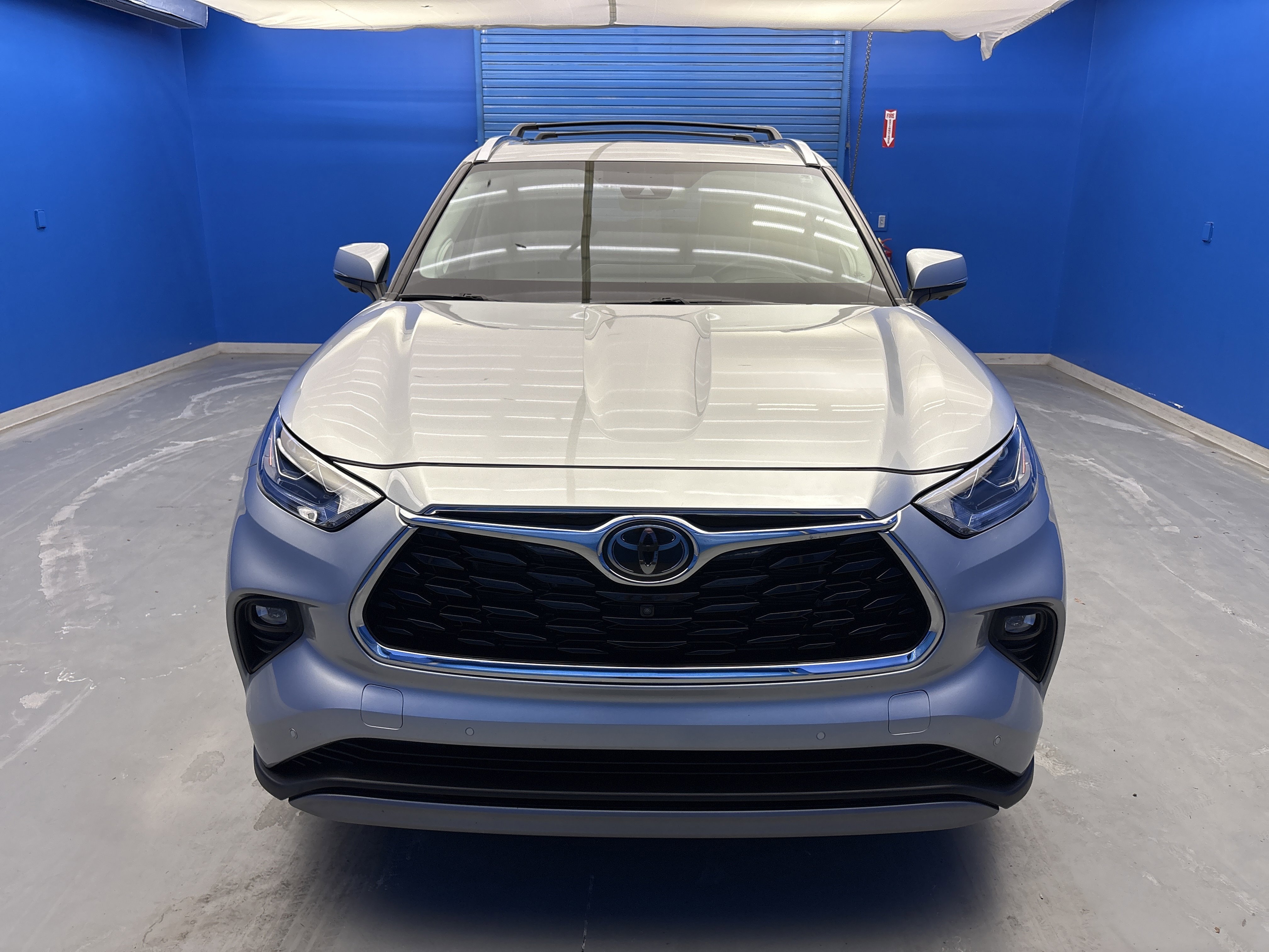 Used 2023 Celestial Silver Metallic Toyota Platinum image 3