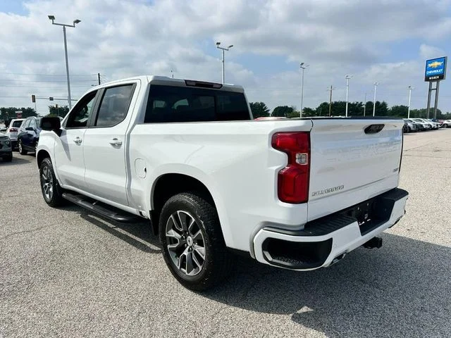 Used 2024 Summit White Chevrolet RST image 28