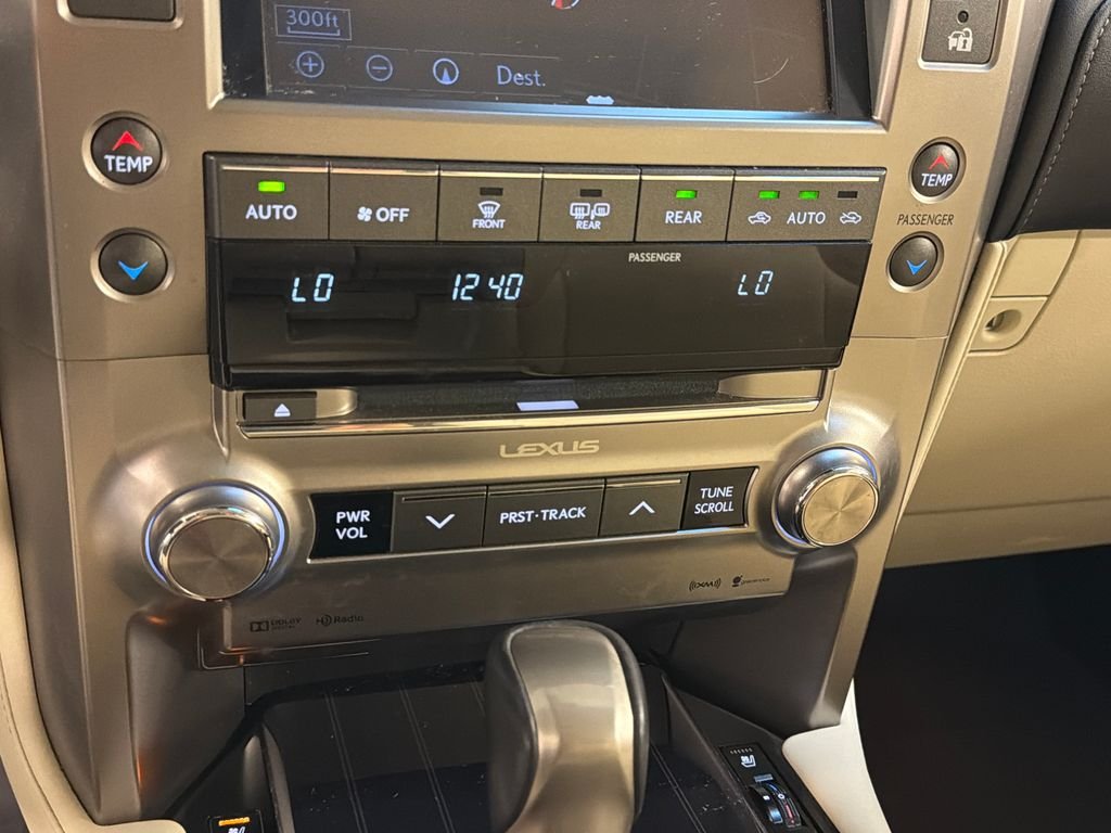 Used 2021 Black Lexus 460 image 39