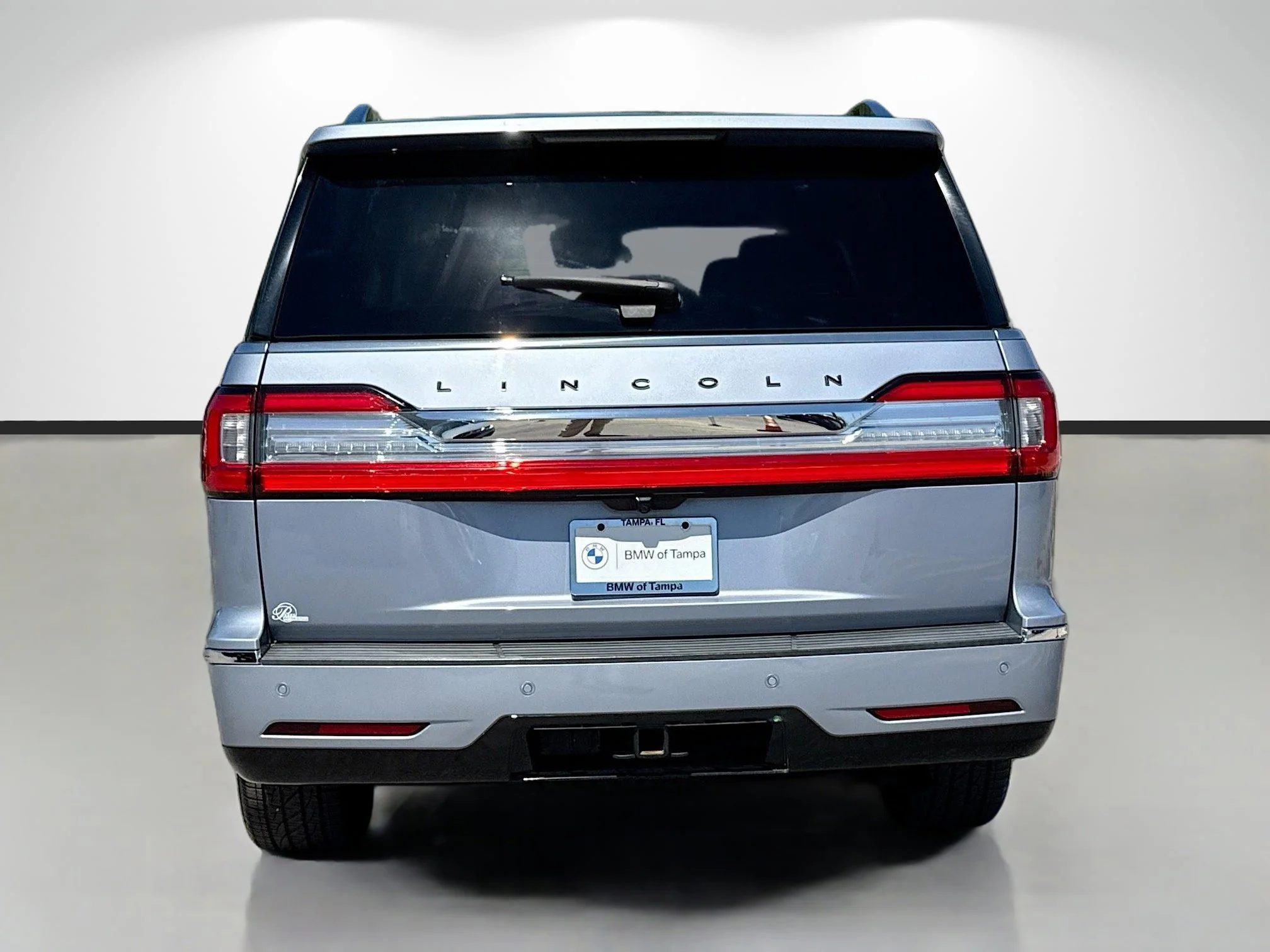 Used 2021 Chroma Crystal Blue Lincoln Black Label image 4