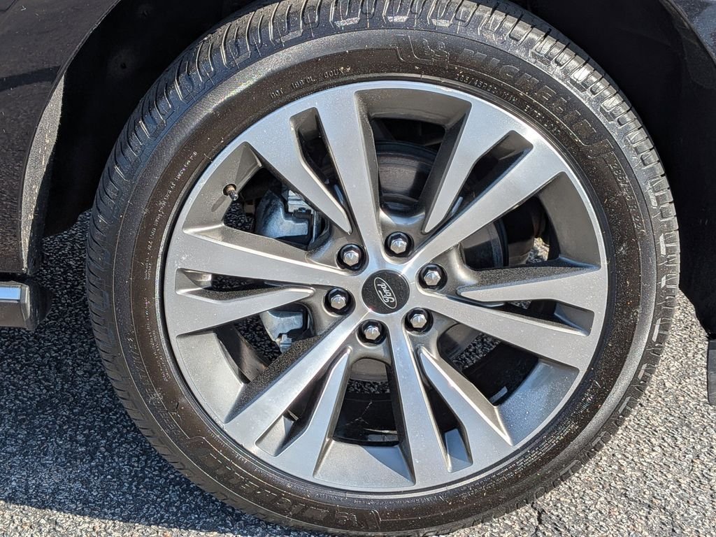 Used 2021 Black Ford Limited image 13