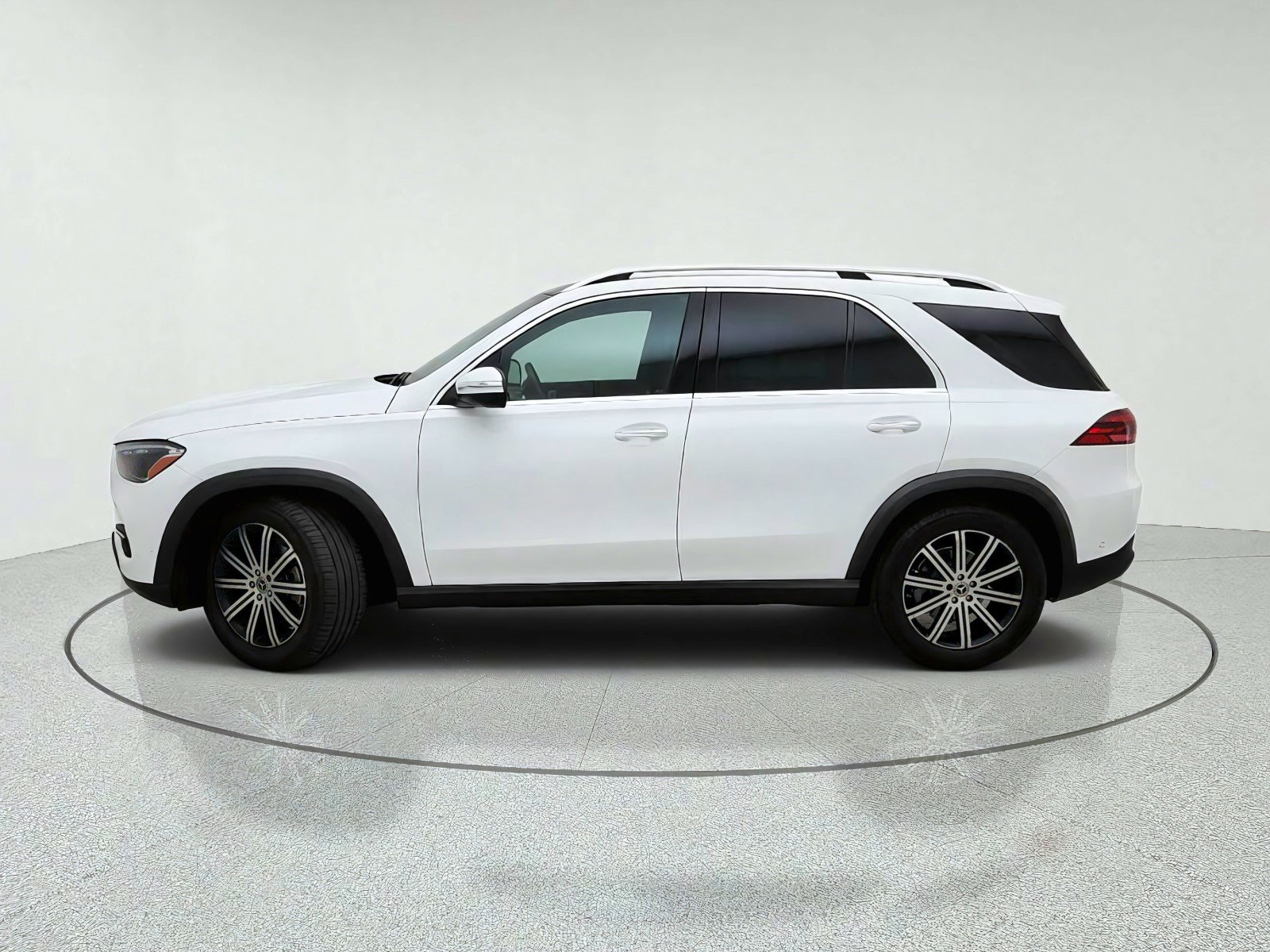Certified Used 2024 Polar White Mercedes-Benz GLE 350 image 14
