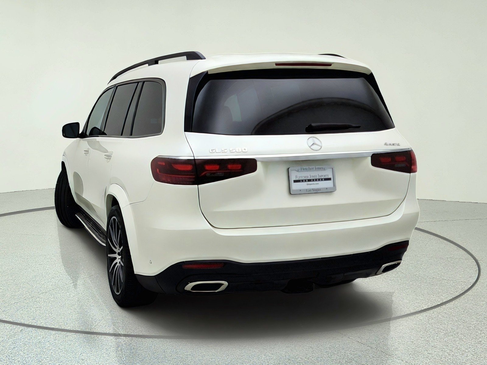 Certified Used 2024 MANUFAKTUR Diamond White Metallic Mercedes-Benz GLS 580 image 11