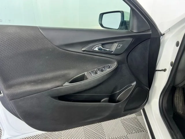 Used 2024 White Chevrolet LT image 16