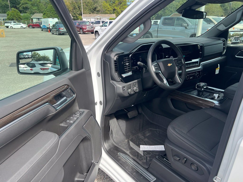 2026 Chevrolet Silverado 1500 LT - Photo 12