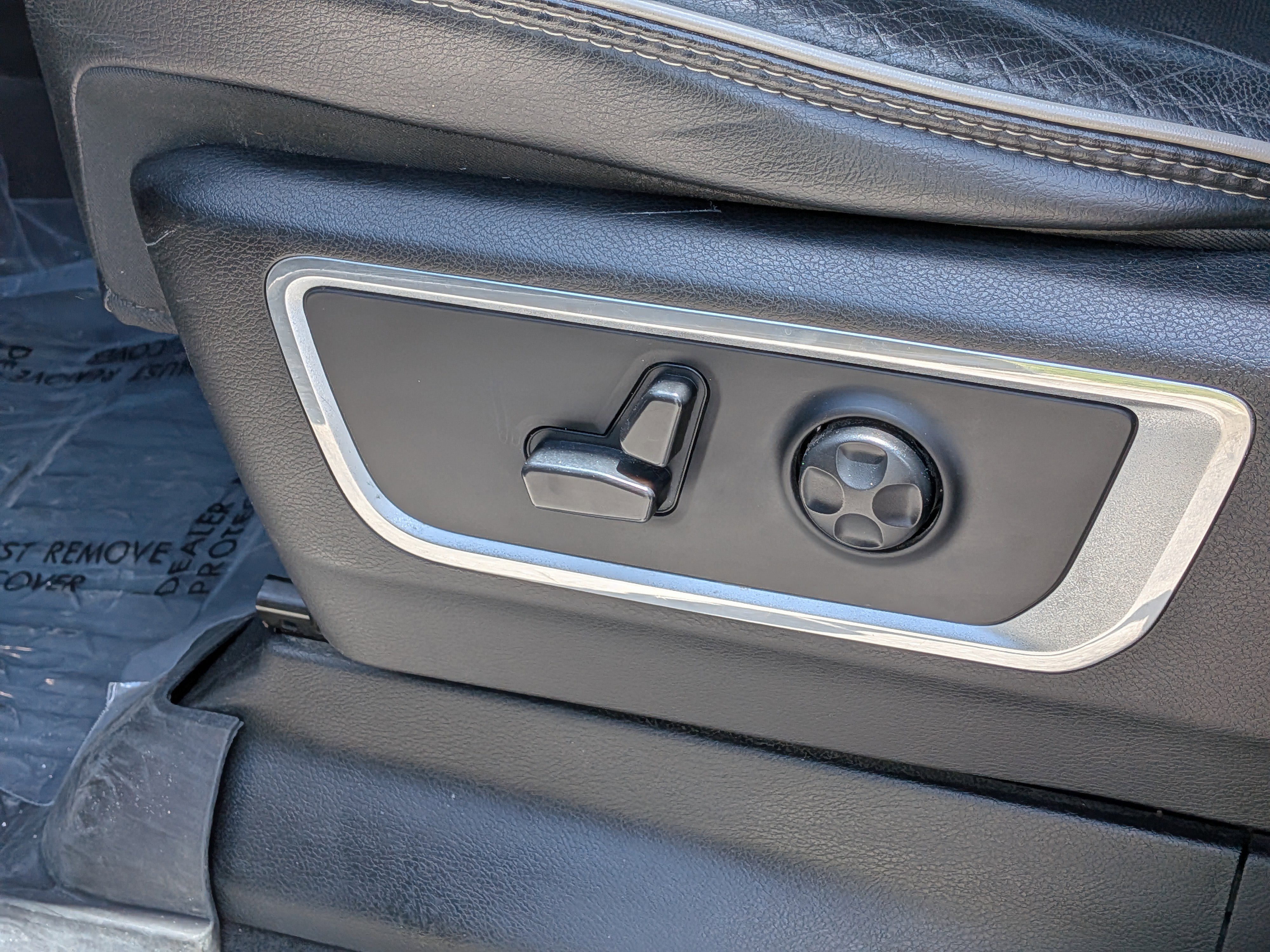 2019 RAM Ram 1500 Pickup Laramie - Photo 20