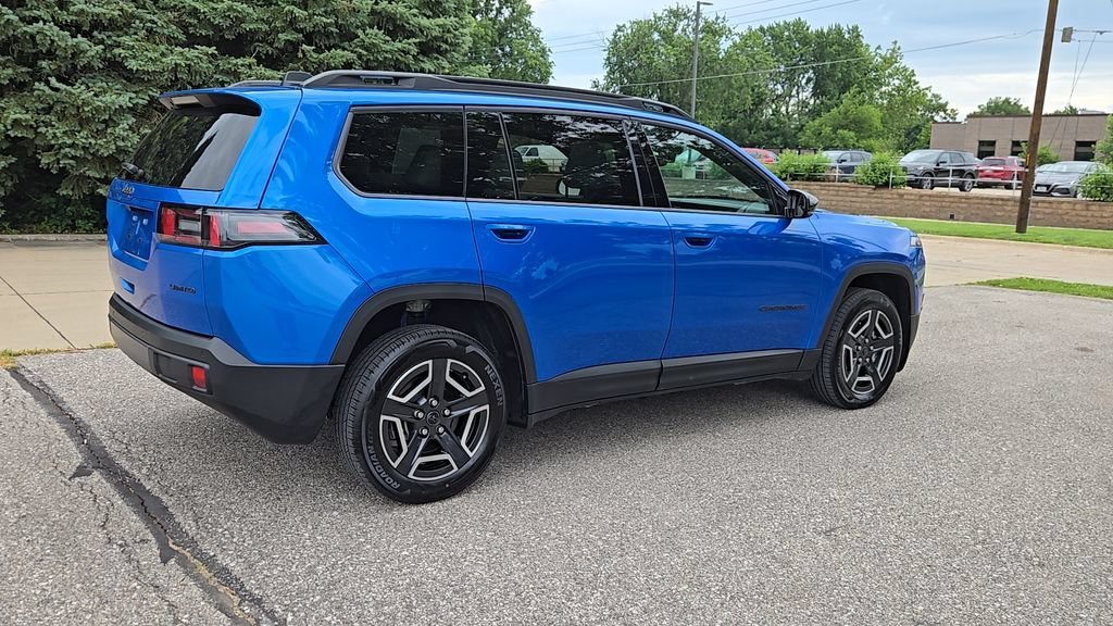 Used 2026 Hydro Blue Pearlcoat Jeep Limited image 42