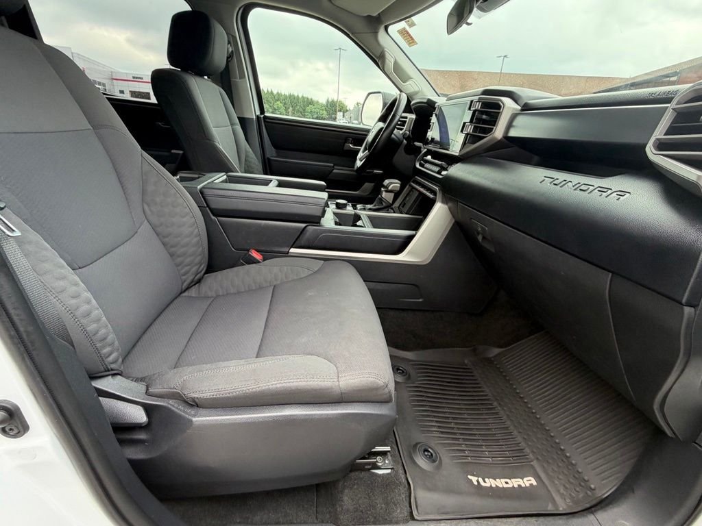 Used 2023 Ice Toyota SR5 image 39